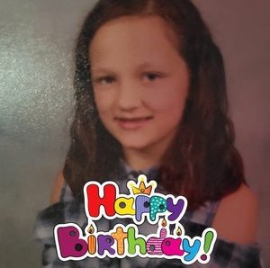 Meet your Posher, Roxanne